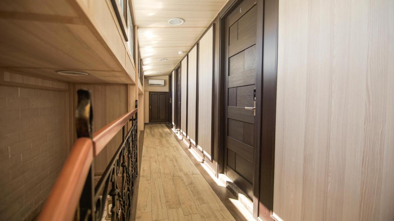 Hotel Juralius Tbilisi Exterior foto